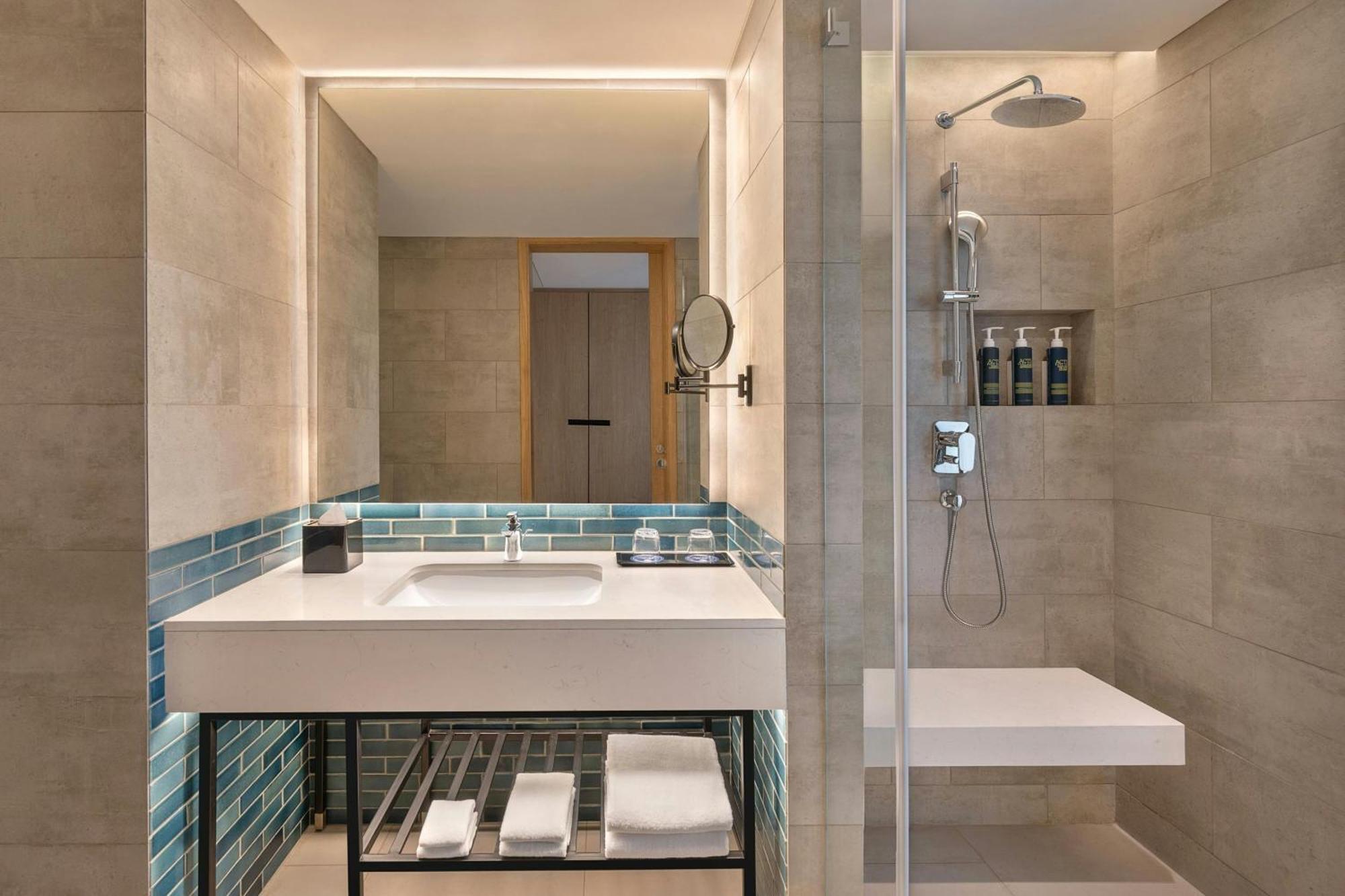 Four Points By Sheraton Chennai, Velachery Buitenkant foto