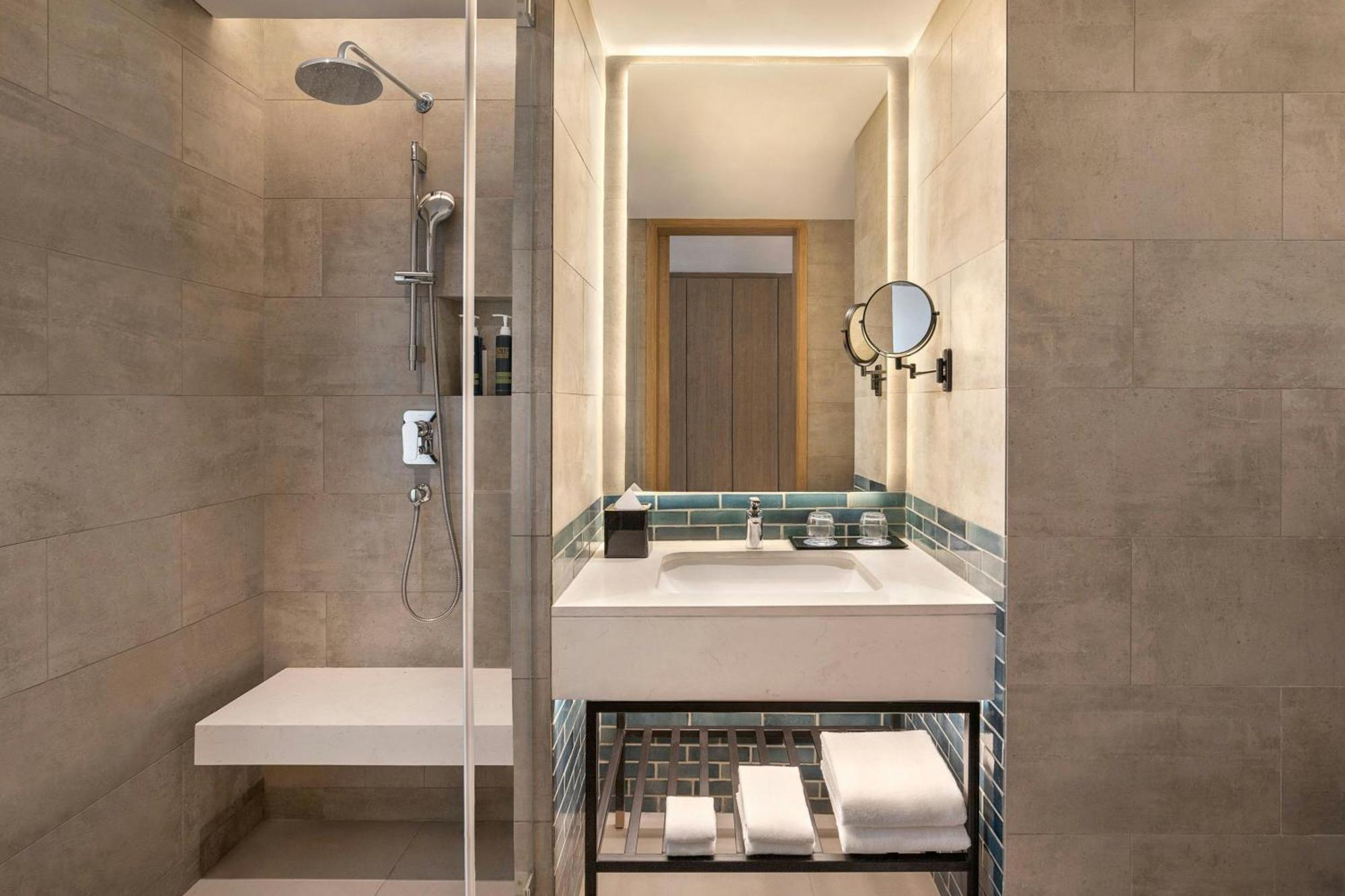 Four Points By Sheraton Chennai, Velachery Buitenkant foto